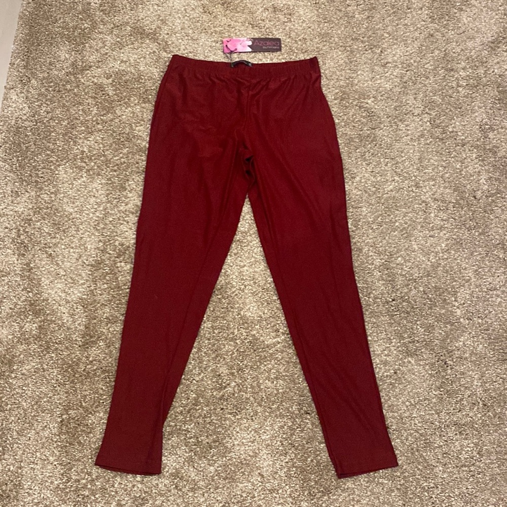 Azalea by Firmiano Leggings